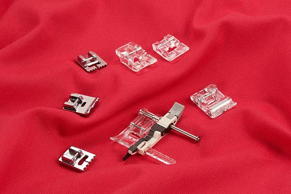 Contenu du kit de pieds décoration pour Bernette b37 et b38