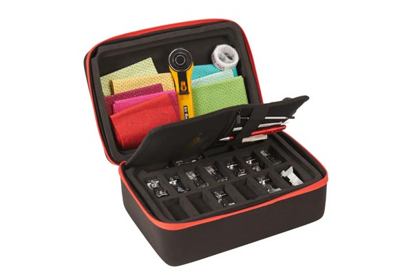 Coffret d'accessoires pour surjeteuse Bernina