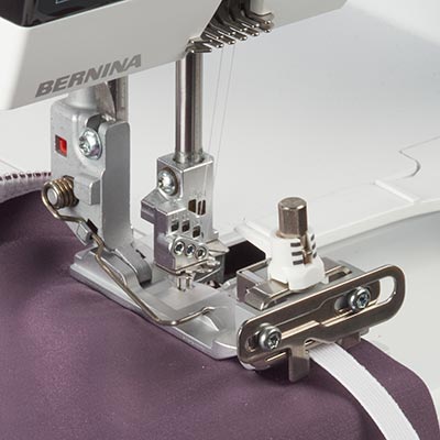 Pied pour la couture d'élastique L14 BERNINA