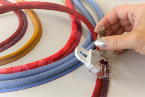 Pied pour passepoils XL Bernina