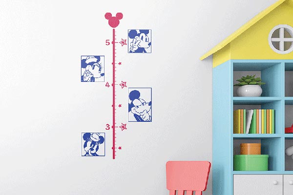 Réalisation avec la collection de motifs Disney pour chargeur de rouleau Brother ScanNCut - CADXDSNP12