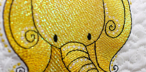 Réalisation d'une broderie avec du Mylar