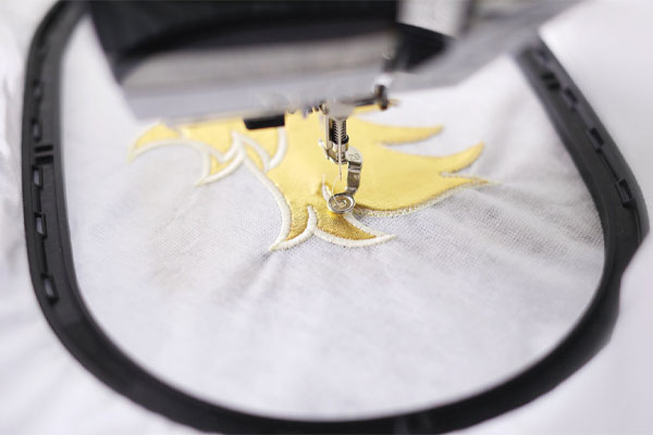 Positionnement facile du motif - Bernina B 500