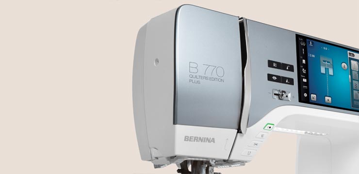 Ecran de la machine à coudre et à broder Bernina 770 QE PLUS
