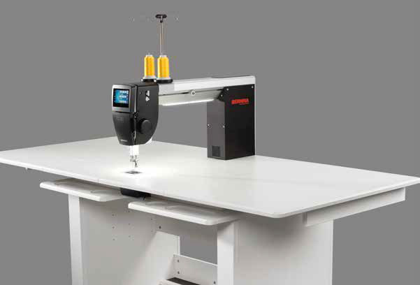 Machines à quilter Bernina Longarm Q20 - Sur sa table fermée
