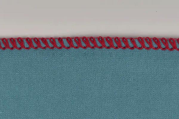 Point de surjet 2,8 mm à 3 fils - Surjeteuse Brother Airflow 3000