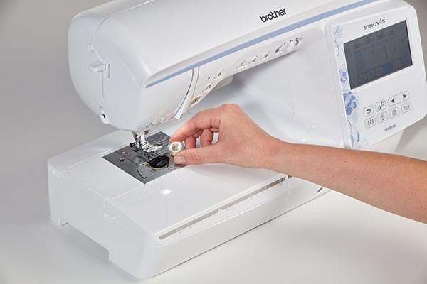 Canette horizontale - Brother Innovis NV2700