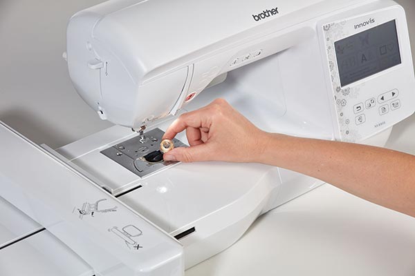 Canette horizontale - Brother Innovis 880E