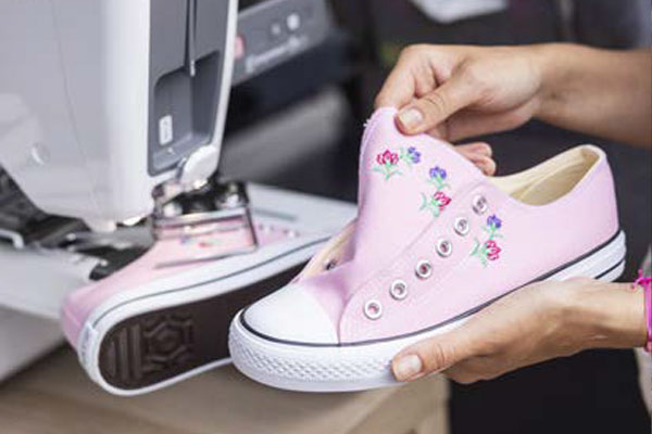Broderie sur chaussures - Brother Entrepreneur One PR1X