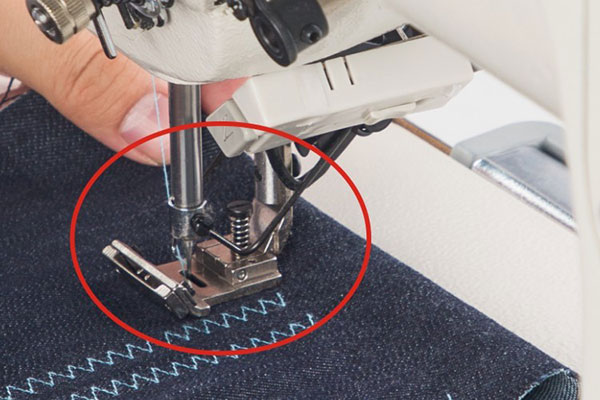Pied-de-biche élastique - Machine à coudre zigzag Jack 2284b