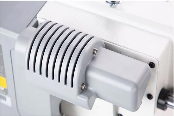 Relevage du pied automatique et électrique - Machine à coudre industrielle Jack H6
