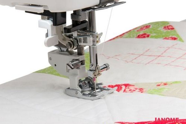 AcuFeed Flex Plus - Janome Continental M17