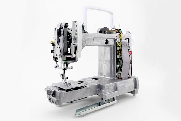 Châssis en aluminium de la machine à coudre Janome M200 QDC