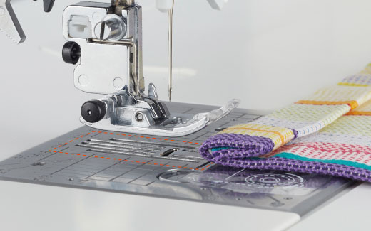 Abaissement automatique des griffes - JUKI HZL-UX8 