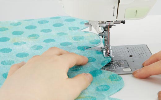 Couture point droit - JUKI HZL-UX8 