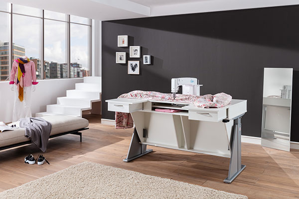 Meuble pour machine à bras long Q-TABLE RMF 