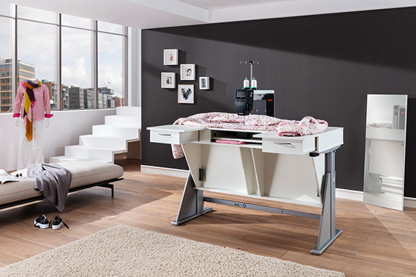 Meuble pour machine à bras long Q-TABLE RMF 