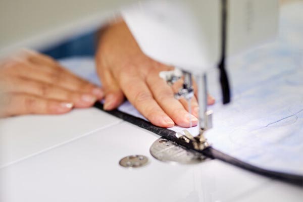 Vitesse de couture - Machine à coudre Bernette 08 Straight Stitch