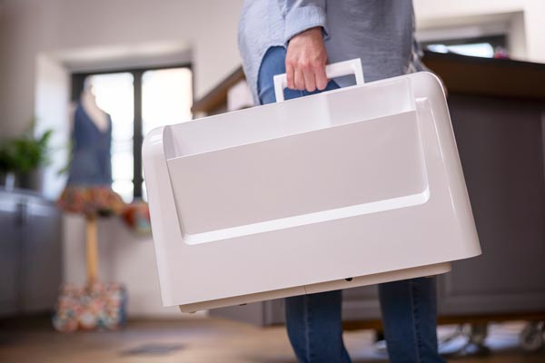 Capot rigide de la Brother Innovis NV 1150