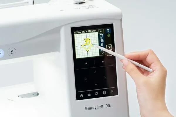 274 motifs de broderie sur la Janome Memory Craft 100e