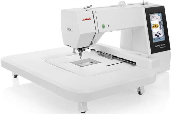 Table d'extension de la Janome MC500E Limited Edition
