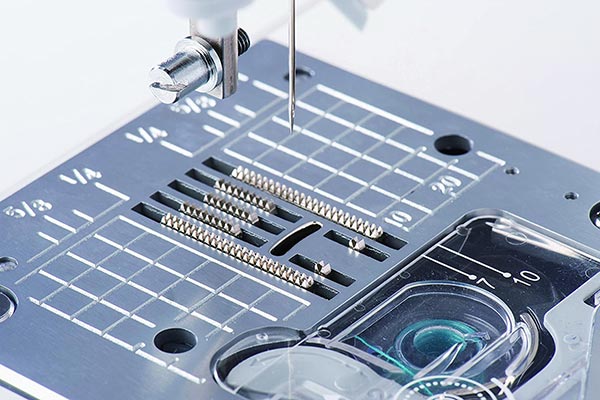 Griffe à 7 rangées de la machine à coudre Juki HZL-G320