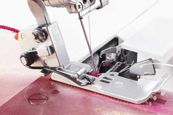 Lâcher de tension de la Pfaff Hobbylock 2.5