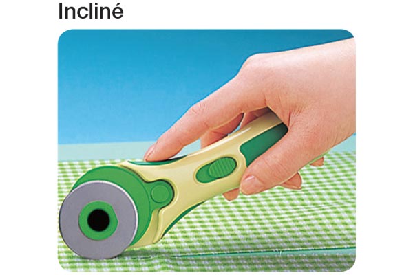 Cutter rotatif Clover en position inclinée