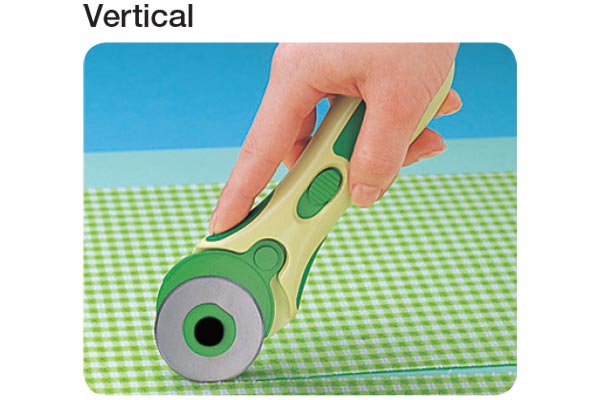Cutter rotatif Clover en position verticale