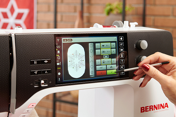 Modifiez vos motifs de broderie avec la machine à broder Bernina 790 Ultra