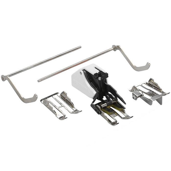 Pied 50 double transport avec 3 semelles Bernina