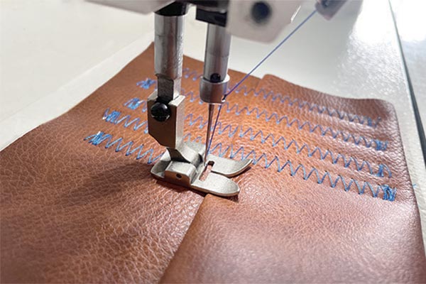 Matériaux épais - Machine à coudre industrielle zigzag Jack 1530d