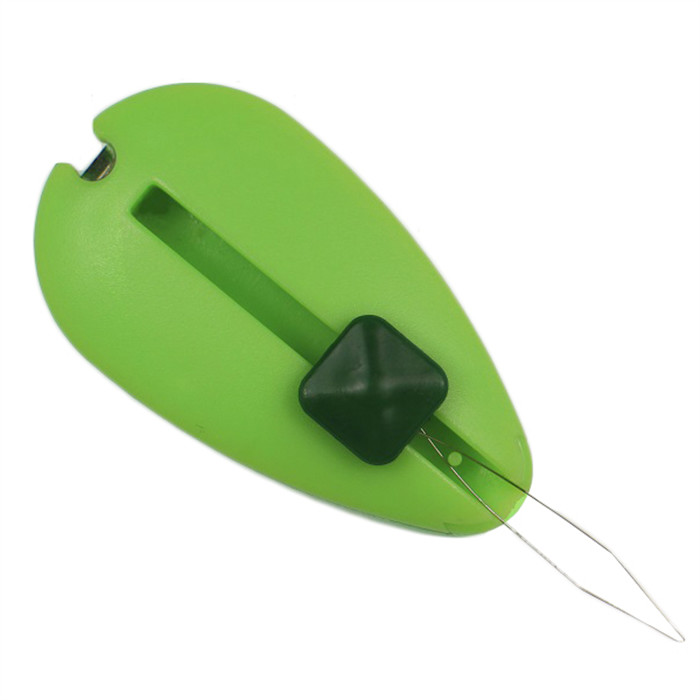 Enfileur d'aiguille rétractable Enfileur d'aiguille rétractable