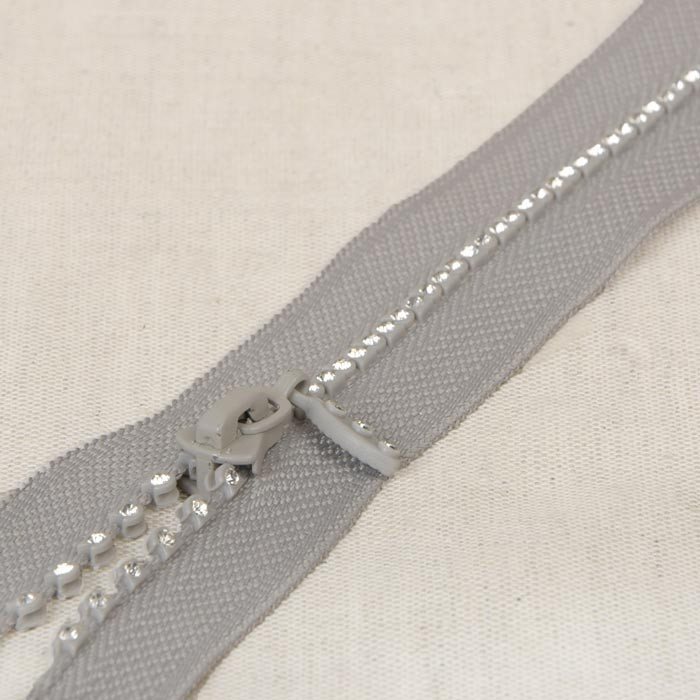Fermeture non séparable strass 20 cm gris clair Fermeture non séparable strass 20 cm gris clair