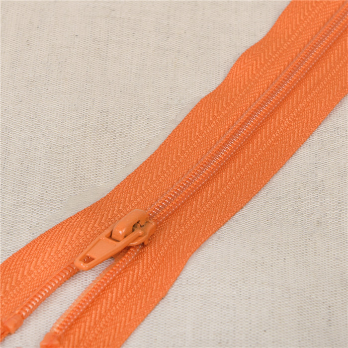 Fermeture sport séparable maille spirale fine 30 cm Fermeture sport séparable maille spirale fine 30 cm