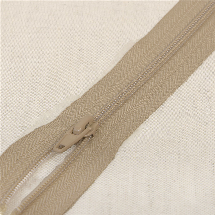 Fermeture sport séparable maille spirale fine 30 cm Fermeture sport séparable maille spirale fine 30 cm