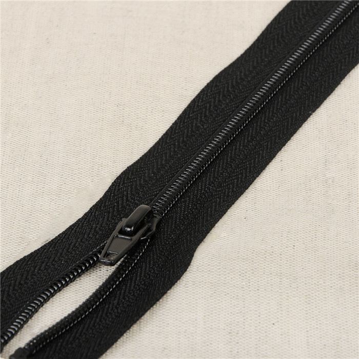 Fermeture sport séparable maille spirale fine 30 cm Fermeture sport séparable maille spirale fine 30 cm