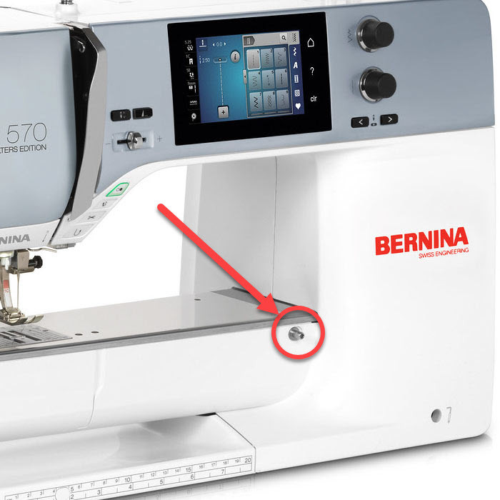 Goupille fixation tablette Bernina série 4 et 5 Goupille fixation tablette Bernina série 4 et 5