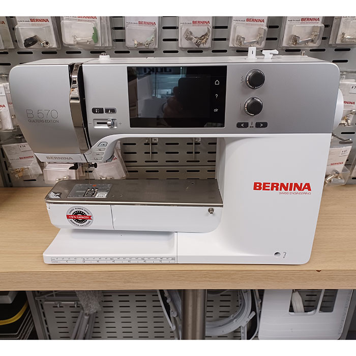 Machine à coudre BERNINA Série-5 570 QE - DEMO Machine à coudre BERNINA Série-5 570 QE - DEMO