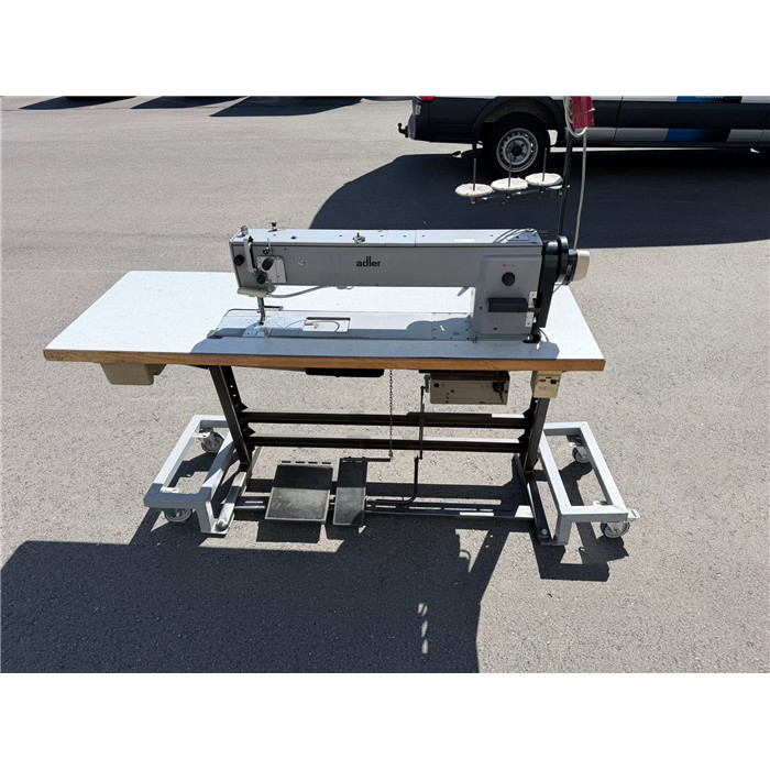Machine industrielle ADLER 221 - OCCASION Machine industrielle ADLER 221 - OCCASION