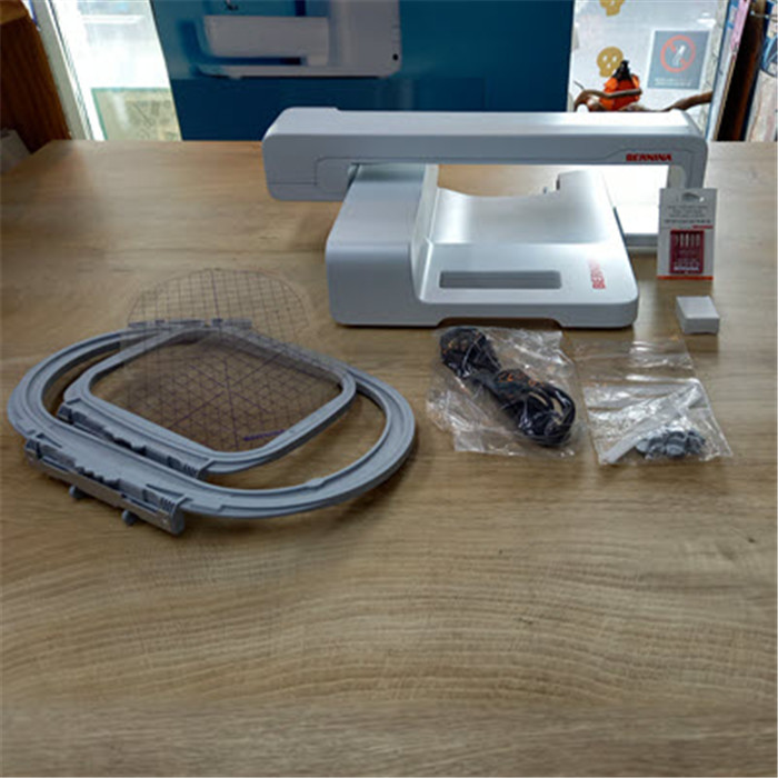 Module broderie M Bernina - OCCASION Module broderie M Bernina - OCCASION