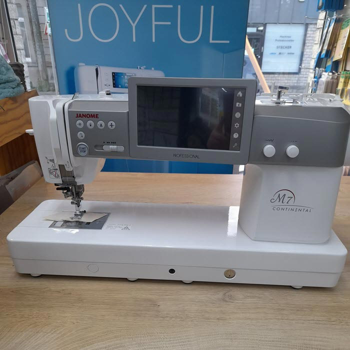 OCCASION - JANOME Continental M7 Pro OCCASION - JANOME Continental M7 Pro