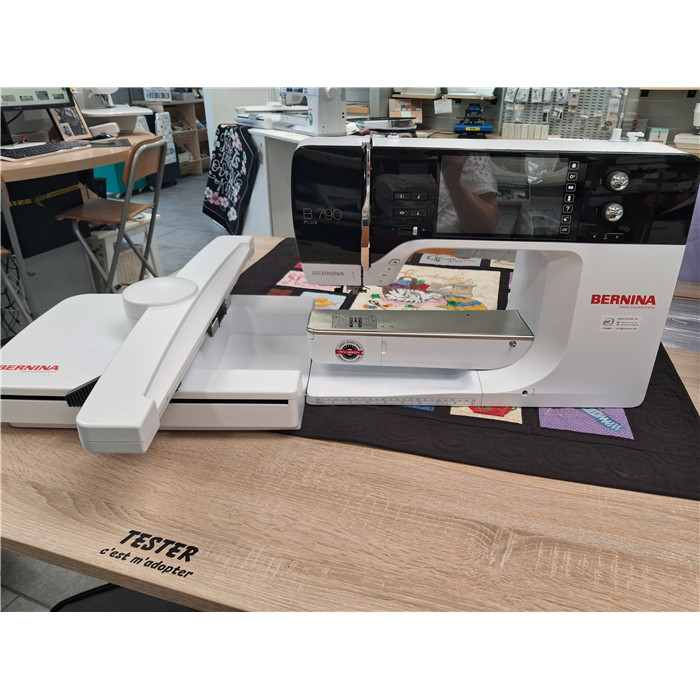 OCCASION - Machine à coudre BERNINA 790 Plus OCCASION - Machine à coudre BERNINA 790 Plus