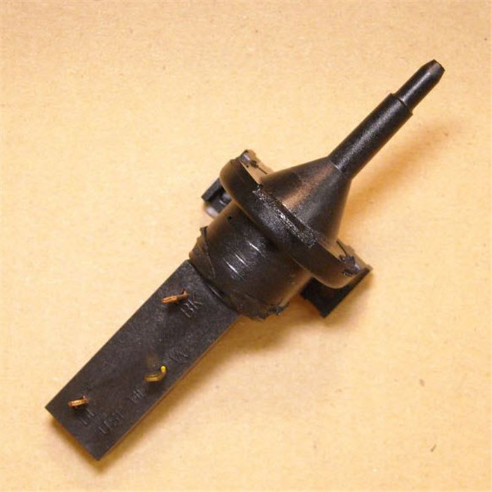 Pompe à air pour machine à coudre Singer Pompe à air pour machine à coudre Singer